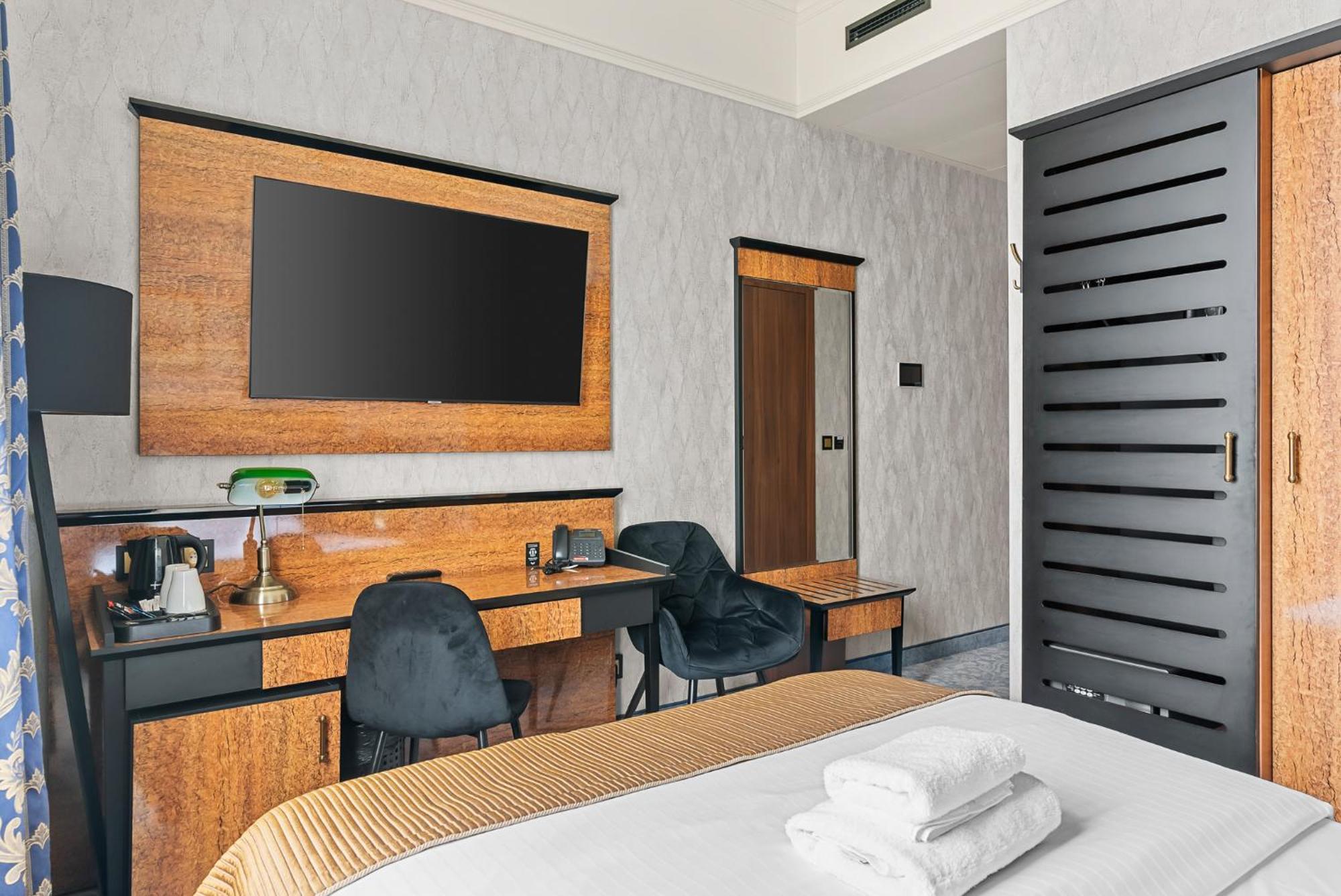 Hotel Diament Plaza Katowice Ngoại thất bức ảnh