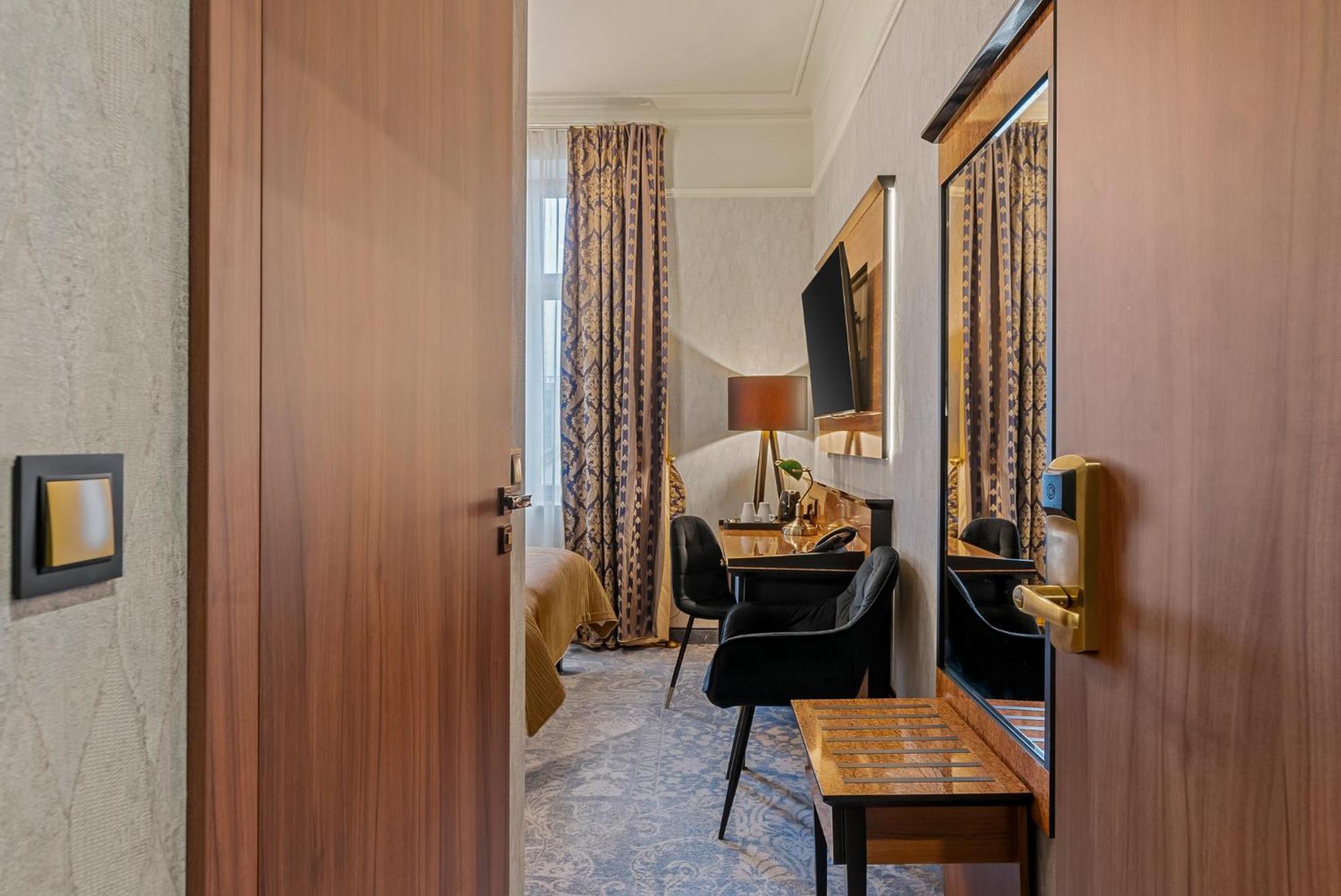 Hotel Diament Plaza Katowice Ngoại thất bức ảnh