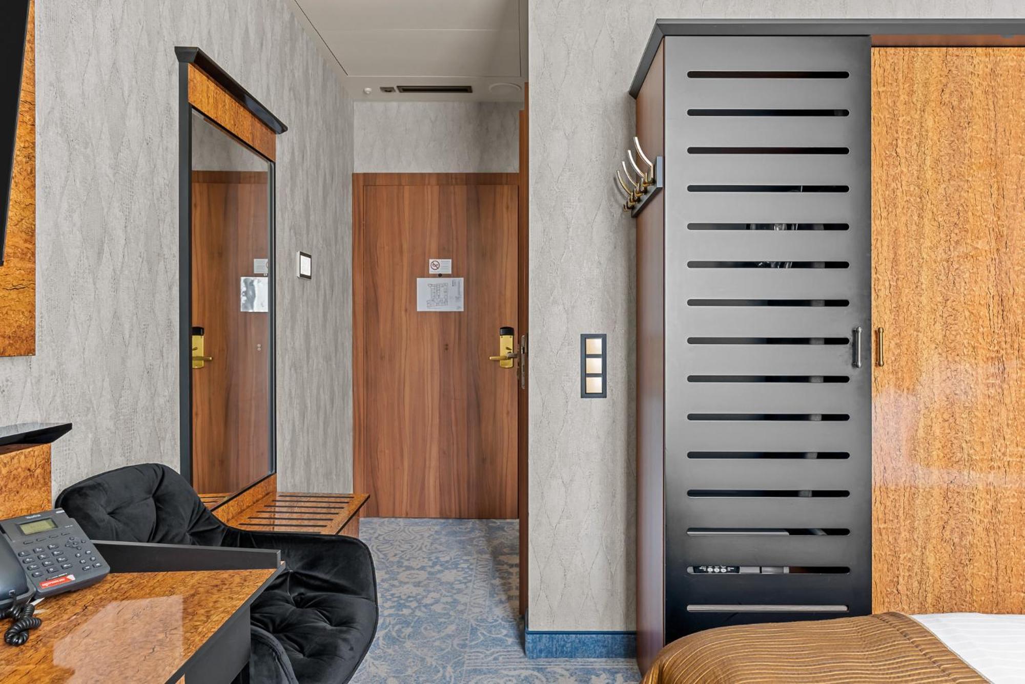 Hotel Diament Plaza Katowice Ngoại thất bức ảnh