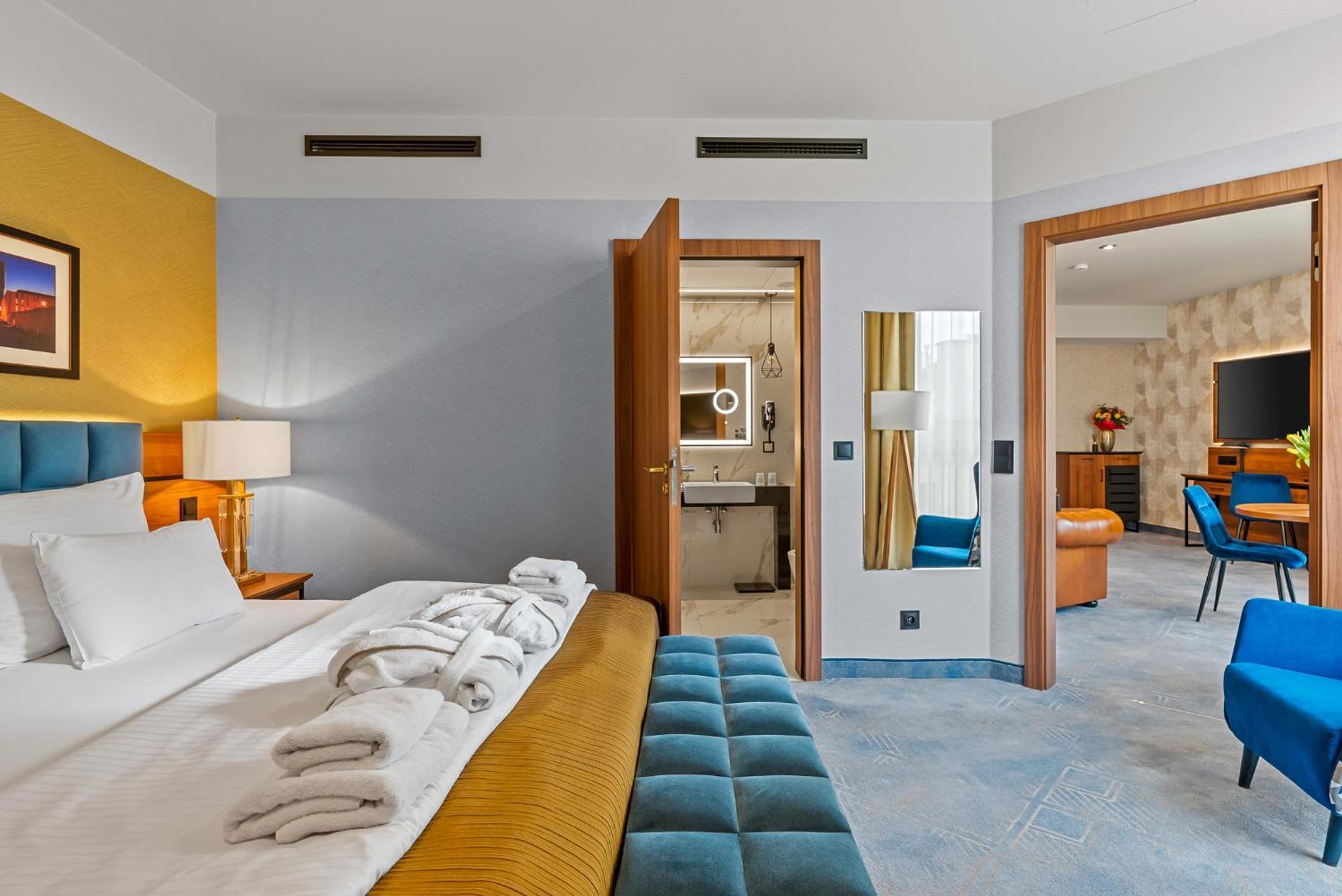 Hotel Diament Plaza Katowice Ngoại thất bức ảnh